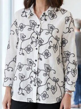 Alfred Dunner 100% cotton womens button down shirt with black‎ stitching size 18